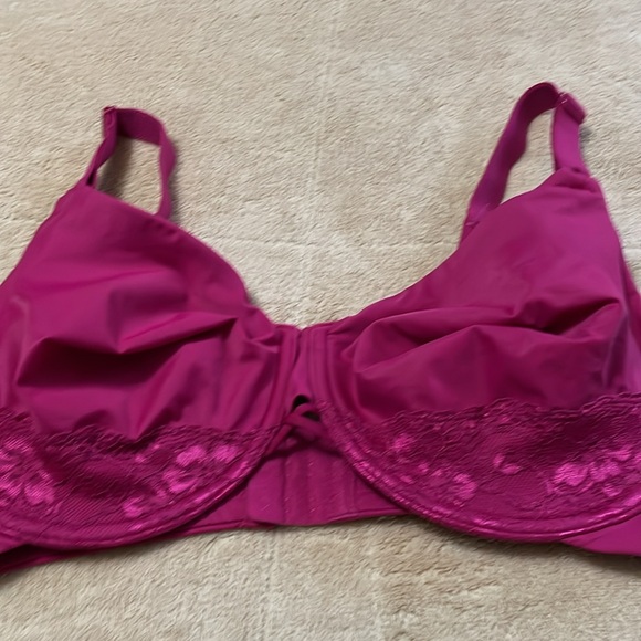 Vanity Fair Bras - Picture 6 of 10